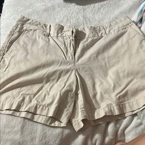LOFT Women's Tan Shorts